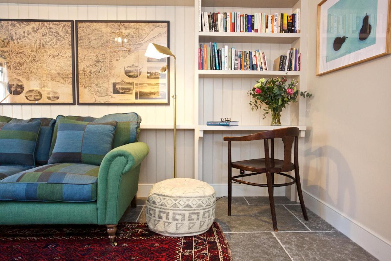 Ross Lodge Comrie Room photo